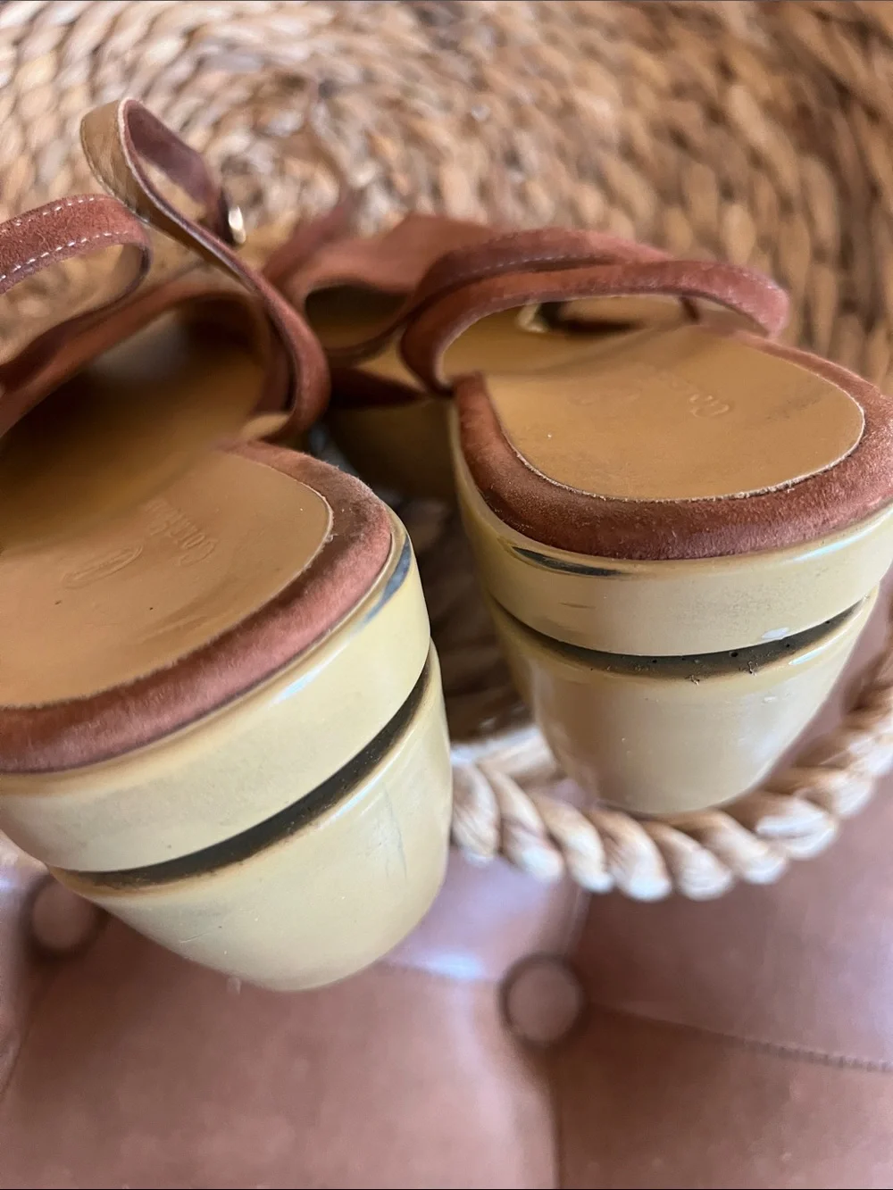 Cole Hahn Comfort Brown Suede Wedge Sandals sz 6